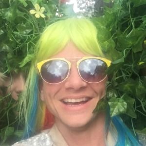 Meet your Posher, Major acre